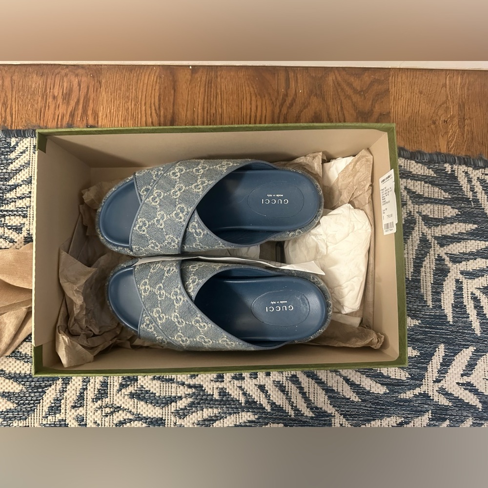 Gucci Denim Blue Mules (size 38)